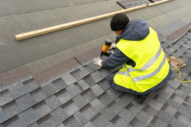 Best Shingle Roofing Installation  in De Smet, SD